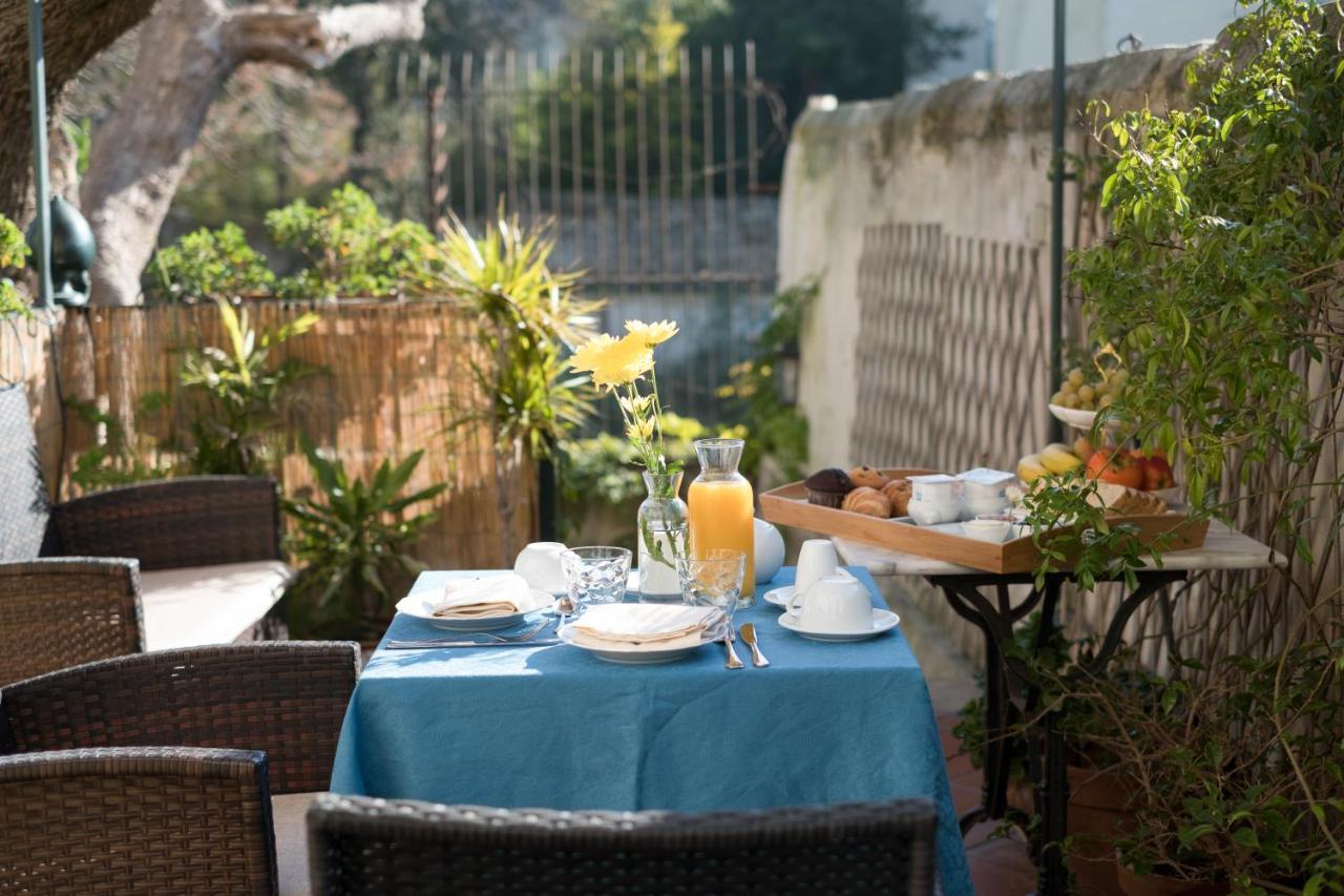 Palazzo Bernardini Suites Lecce Exterior photo