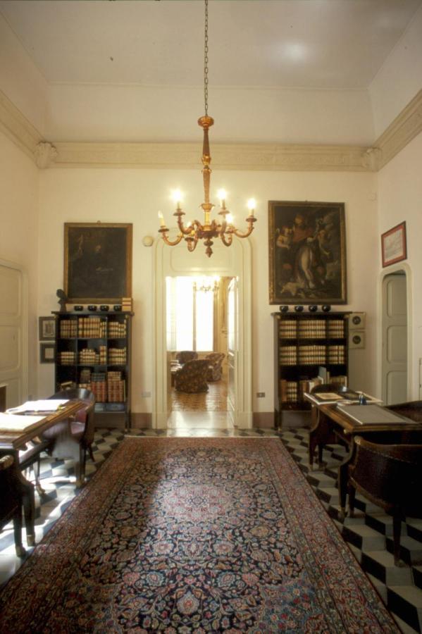 Palazzo Bernardini Suites Lecce Exterior photo