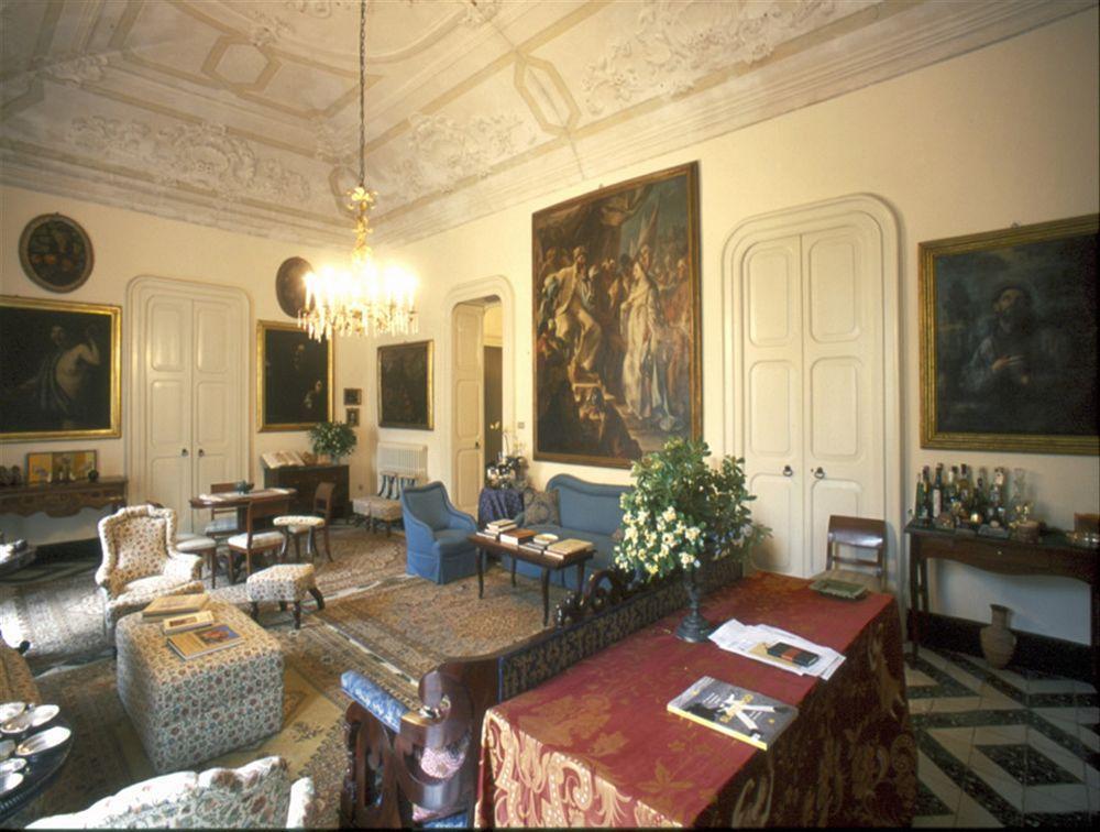 Palazzo Bernardini Suites Lecce Exterior photo