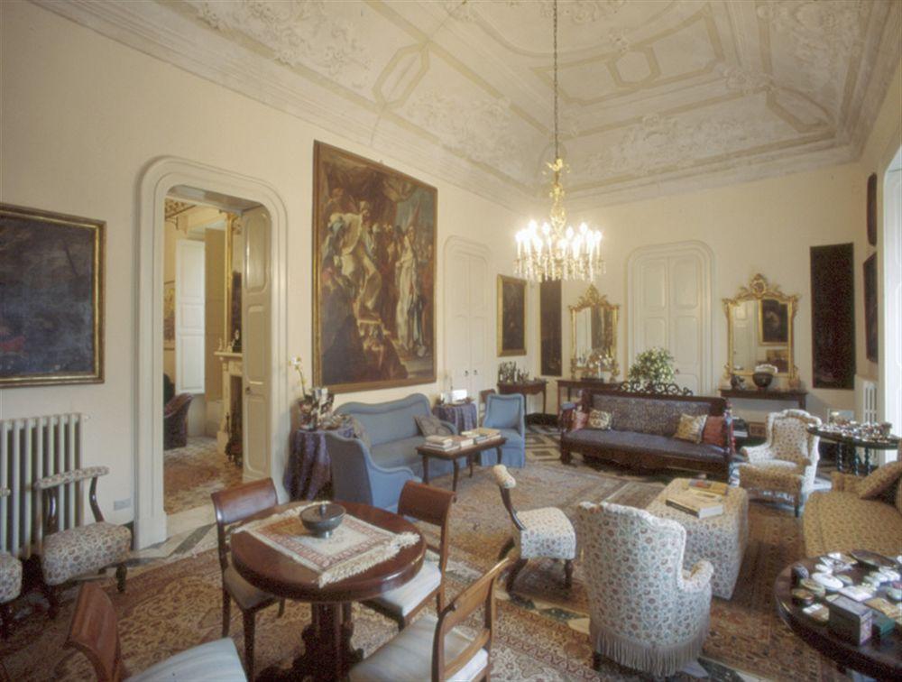 Palazzo Bernardini Suites Lecce Exterior photo