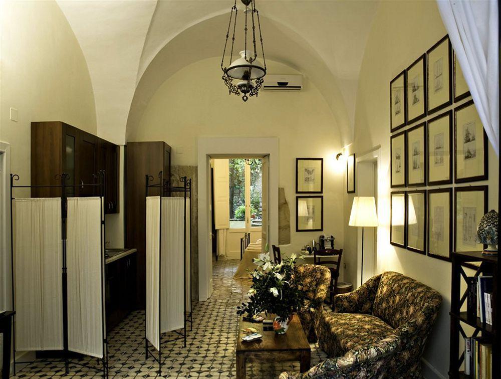 Palazzo Bernardini Suites Lecce Exterior photo