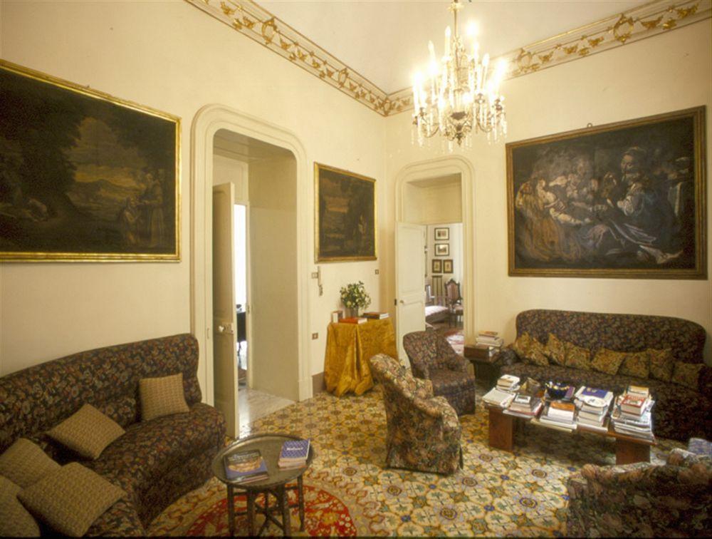 Palazzo Bernardini Suites Lecce Exterior photo