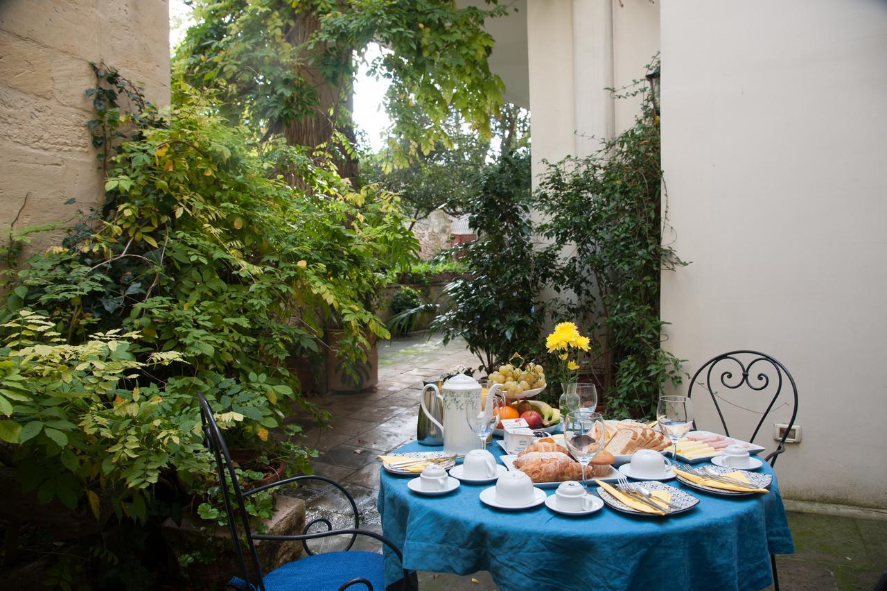 Palazzo Bernardini Suites Lecce Exterior photo